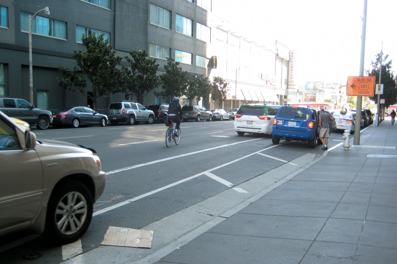 Howard Street between 5th and 6th streets