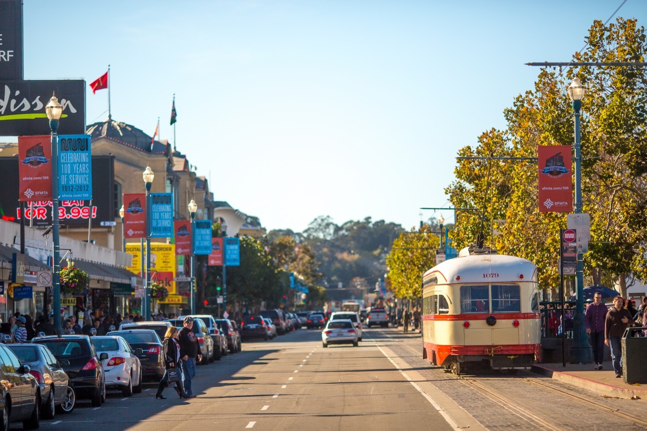 A street view of Jefferson street including an F streetcar