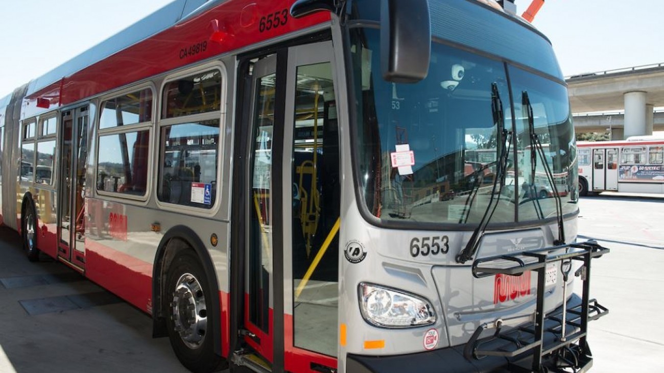 up close picture of Muni bus