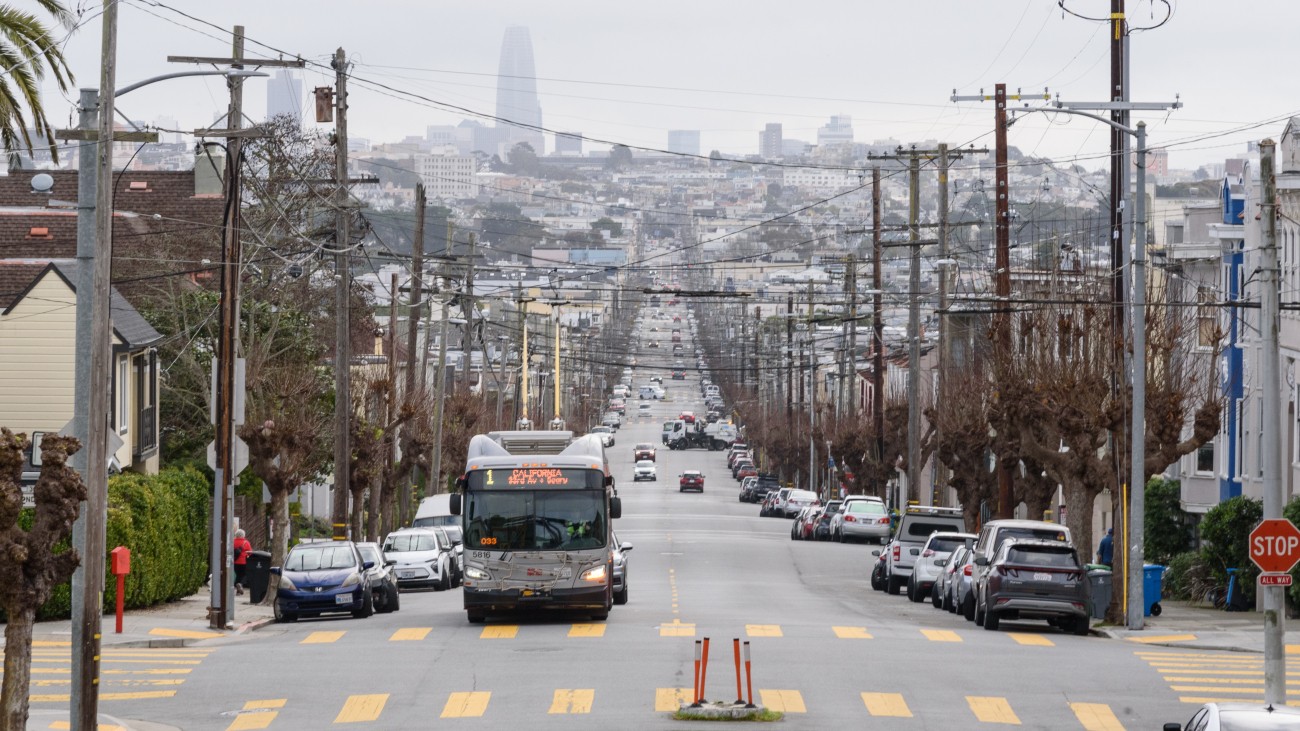View East Down California Street From 33rd Avenue